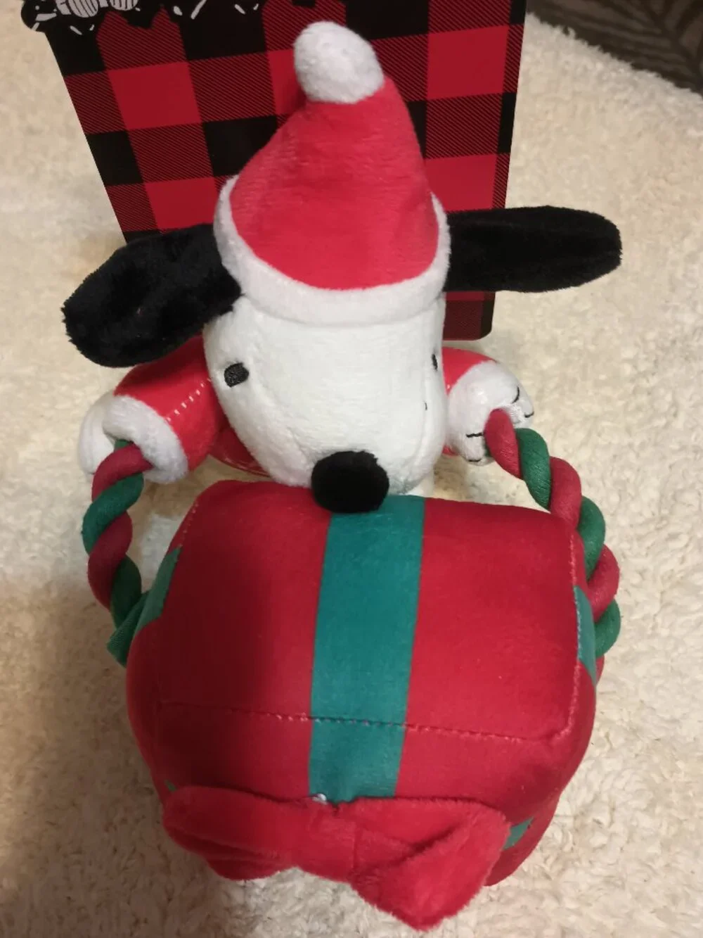 NWT ~ Peanuts Snoopy Gift Rope Plush Dog Toy